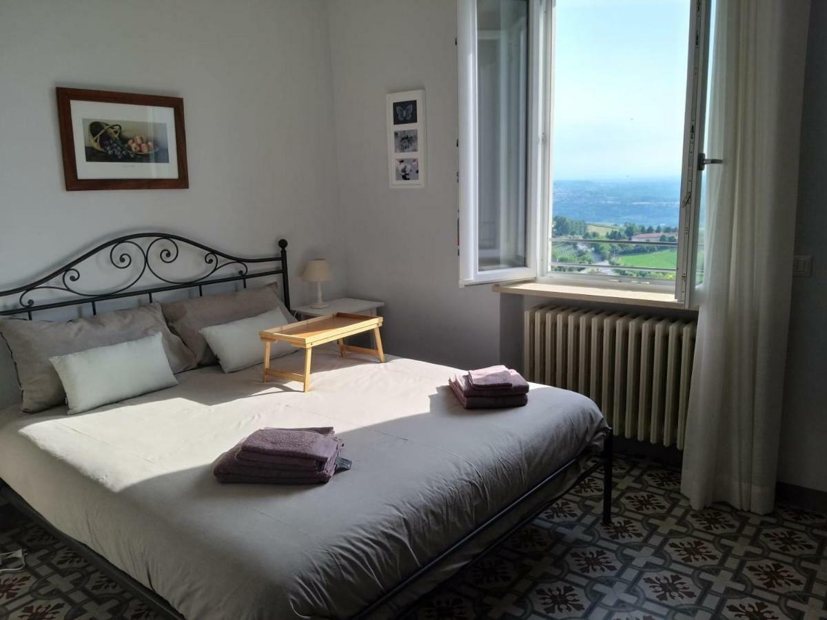 La Magia Delle Langhe Appartamenti Con Vista Новело Екстер'єр фото